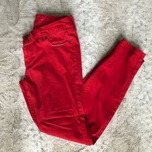 Red skinny pants